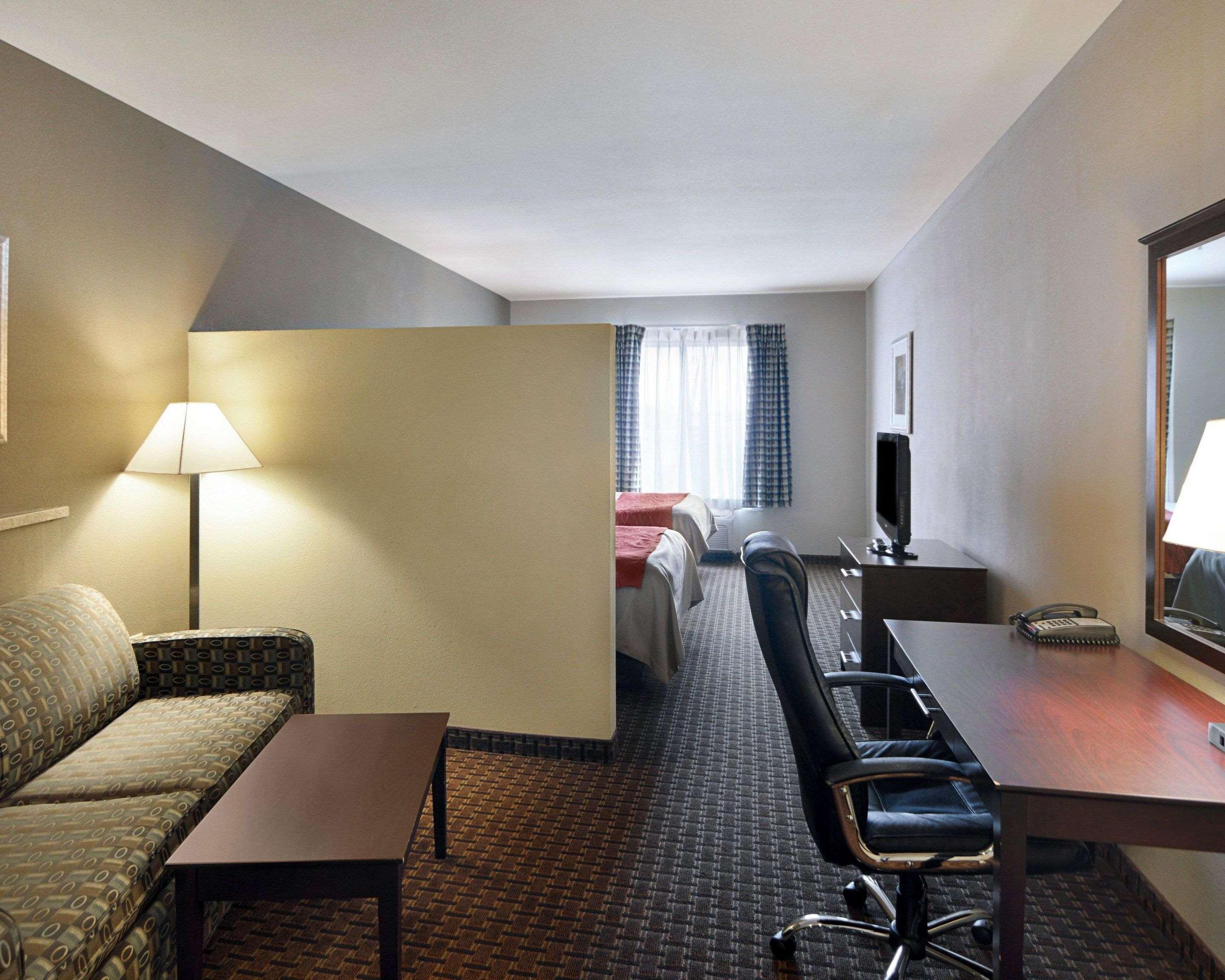Comfort Inn & Suites Near Lake Lewisville Corinth Eksteriør billede