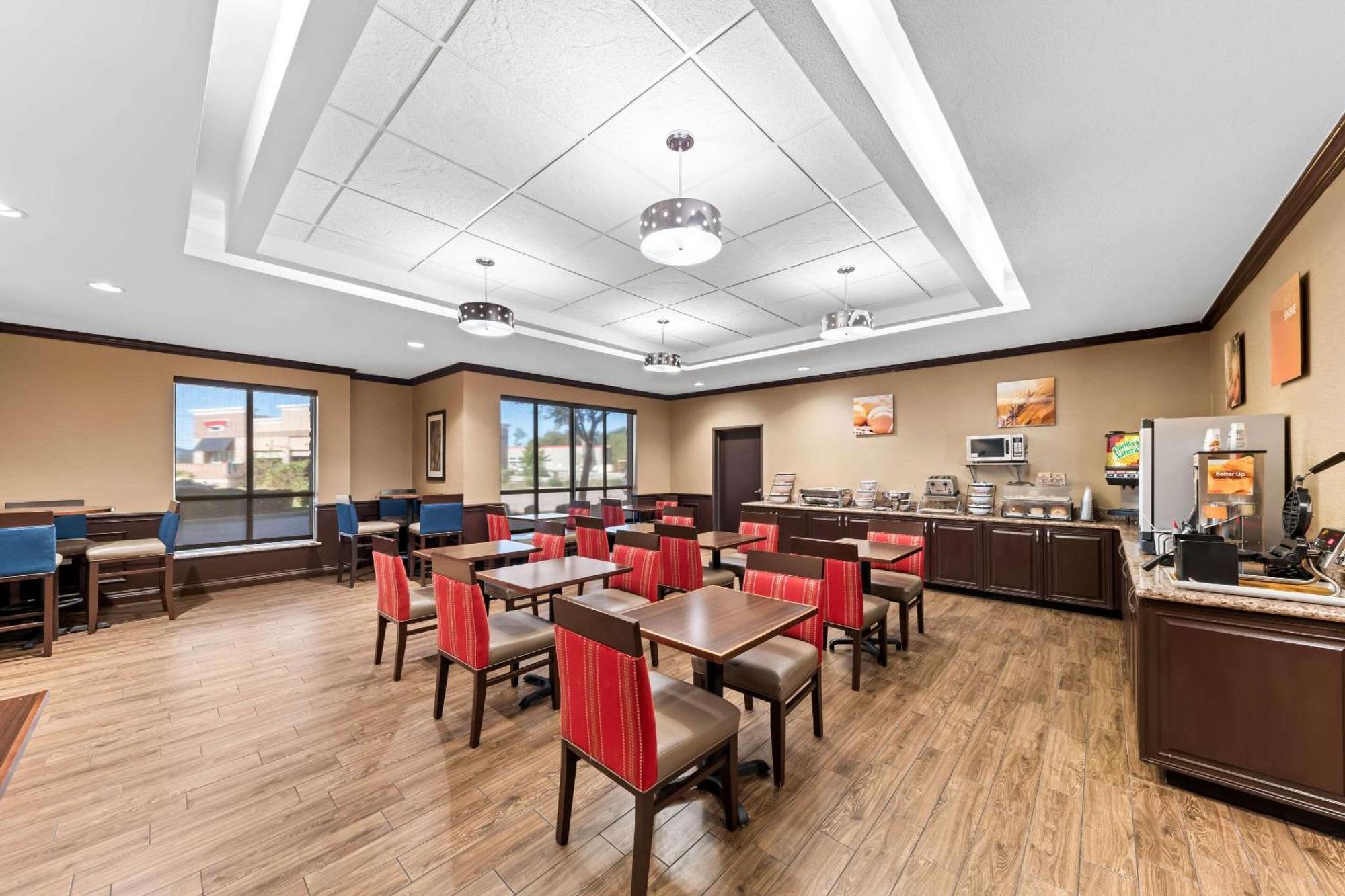 Comfort Inn & Suites Near Lake Lewisville Corinth Eksteriør billede
