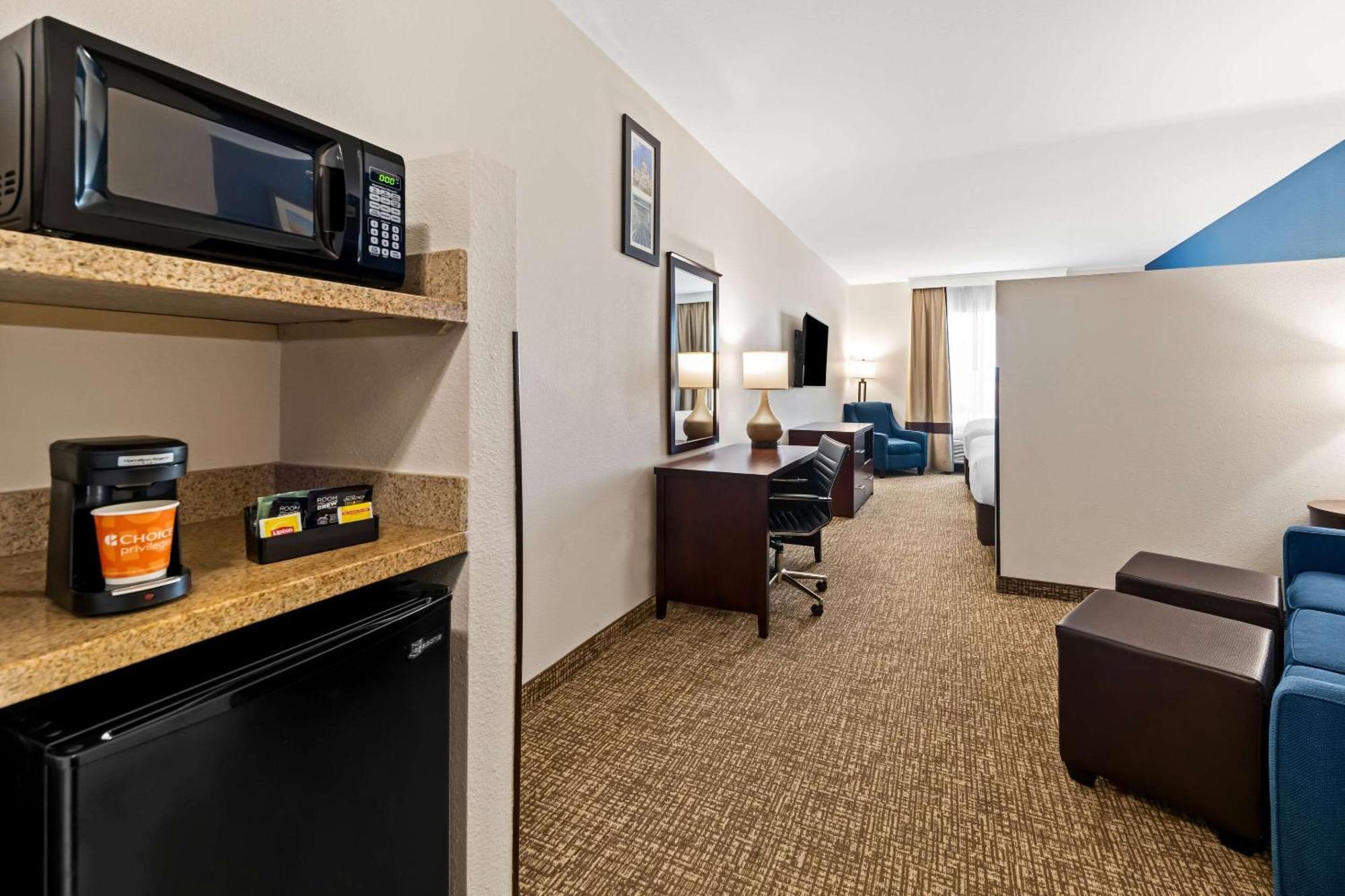 Comfort Inn & Suites Near Lake Lewisville Corinth Eksteriør billede
